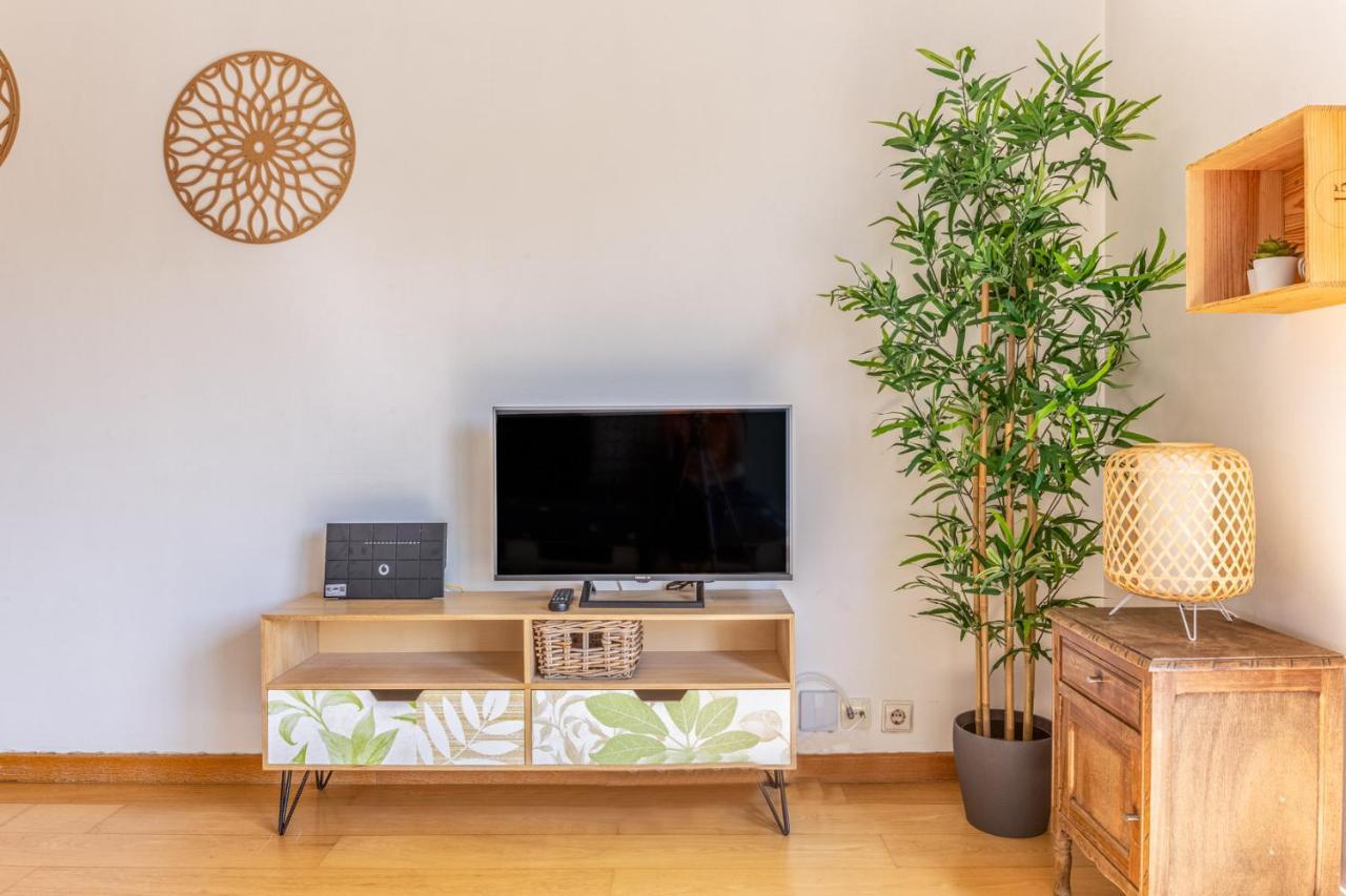 One Bedroom Apartment With Stunning River Views And Private Rooftop! Lisbon Luaran gambar