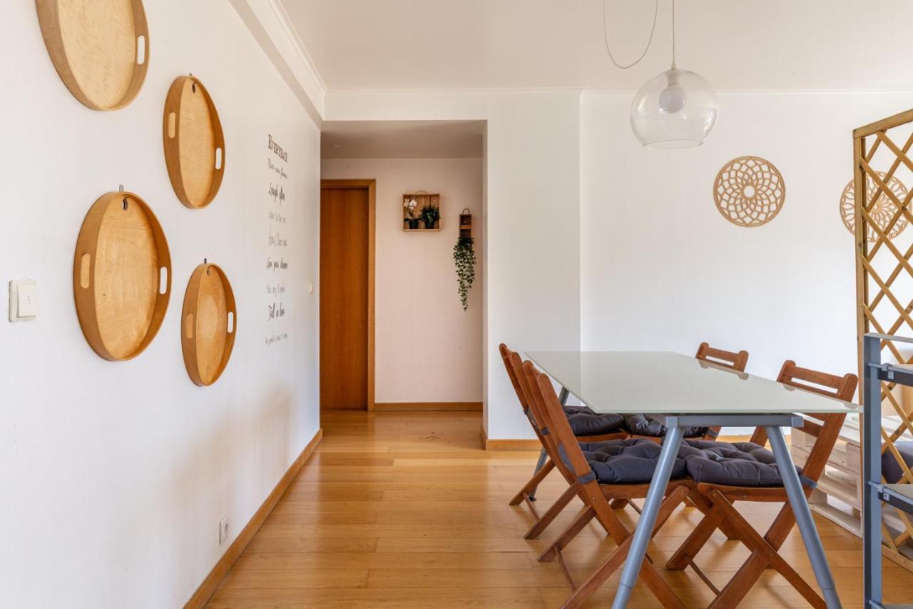 One Bedroom Apartment With Stunning River Views And Private Rooftop! Lisbon Luaran gambar