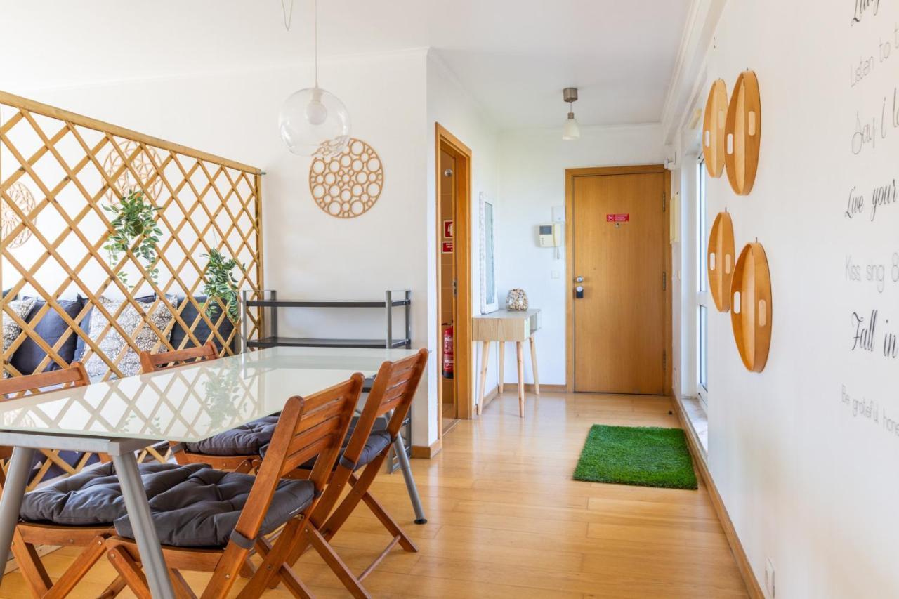One Bedroom Apartment With Stunning River Views And Private Rooftop! Lisbon Luaran gambar